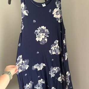 Floral Navy Sleeveless old navy dress